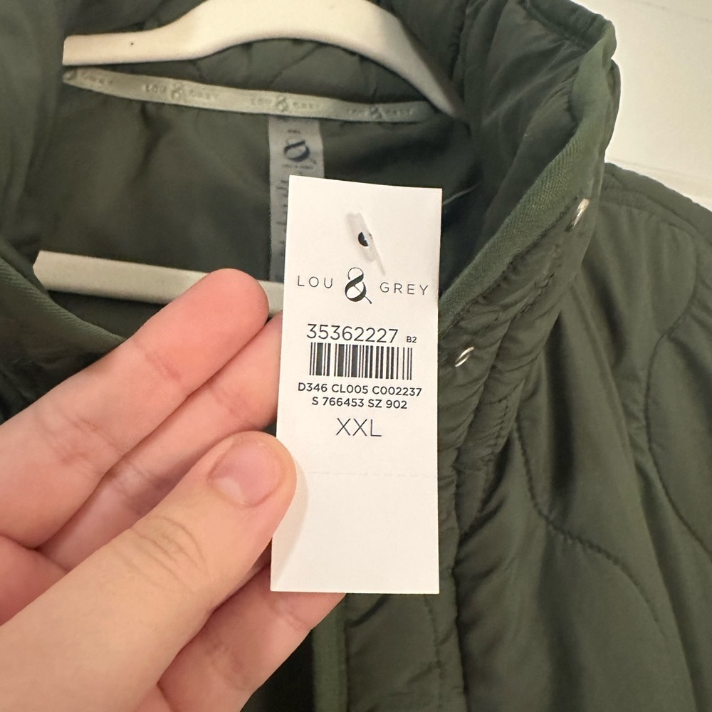 Lou & Grey Army Green Quilted Puffer Vest Size XXL NWT - Picture 4 of 6